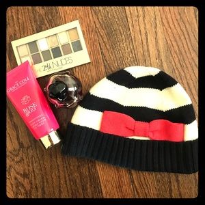 🚫SOLD! Kate Spade Black and White Wool Hat